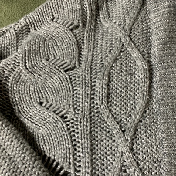 Apt. 9 gray and silver sweater.  Drop sleeve.  Open front.  Open weave.  Size M - Picture 7 of 10